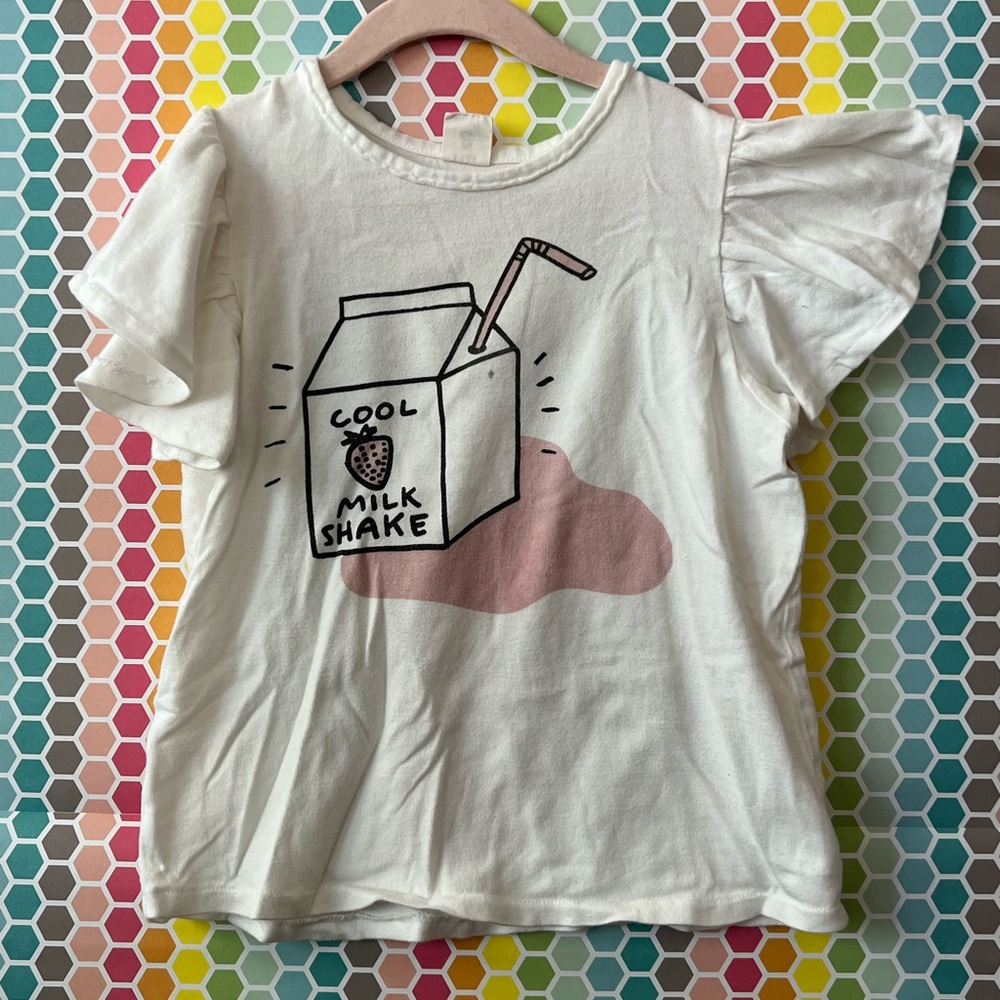 Girl's flutter sleeve shirt, size 8